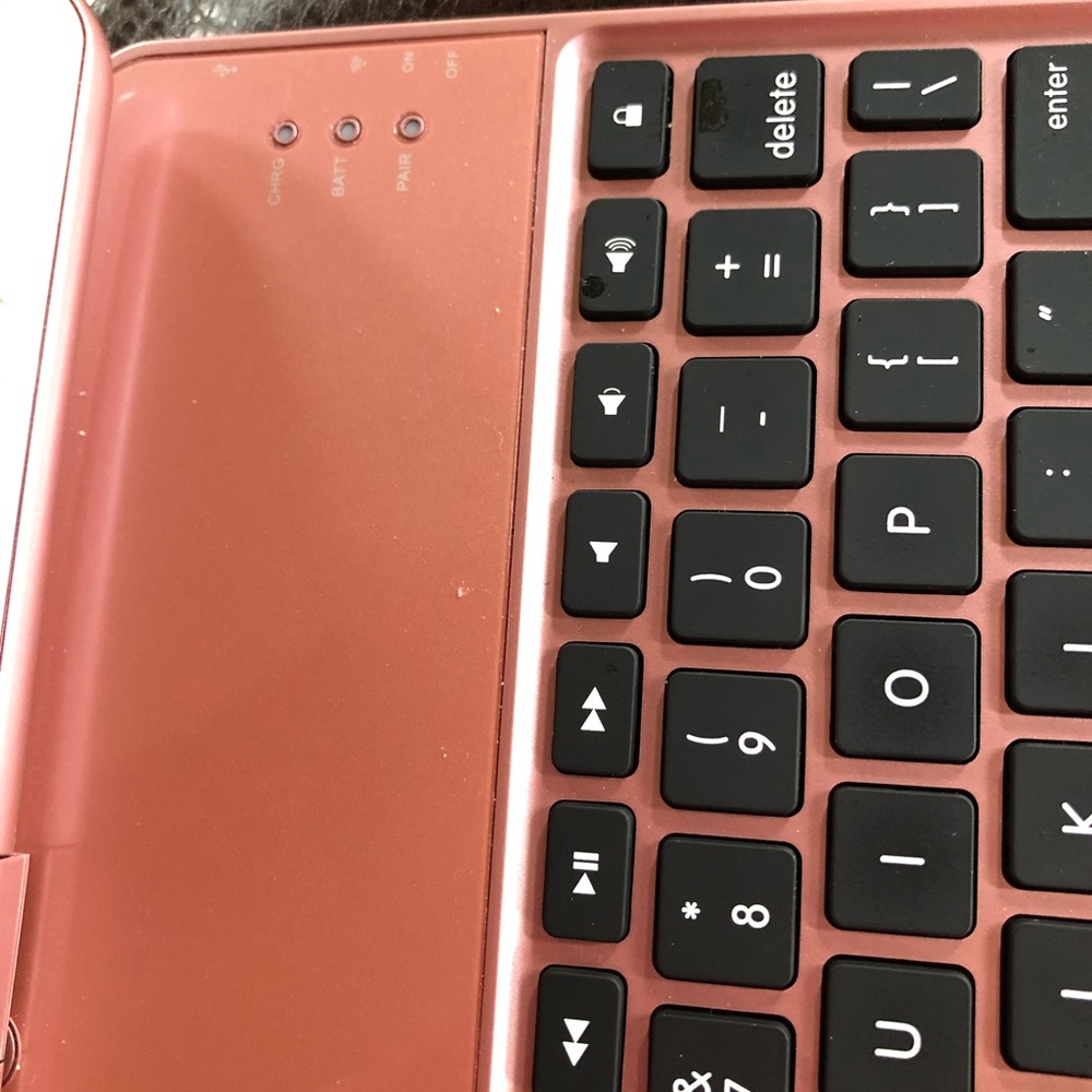 Lenrich Ipad Case With Bluetooth Keyboard - image 6